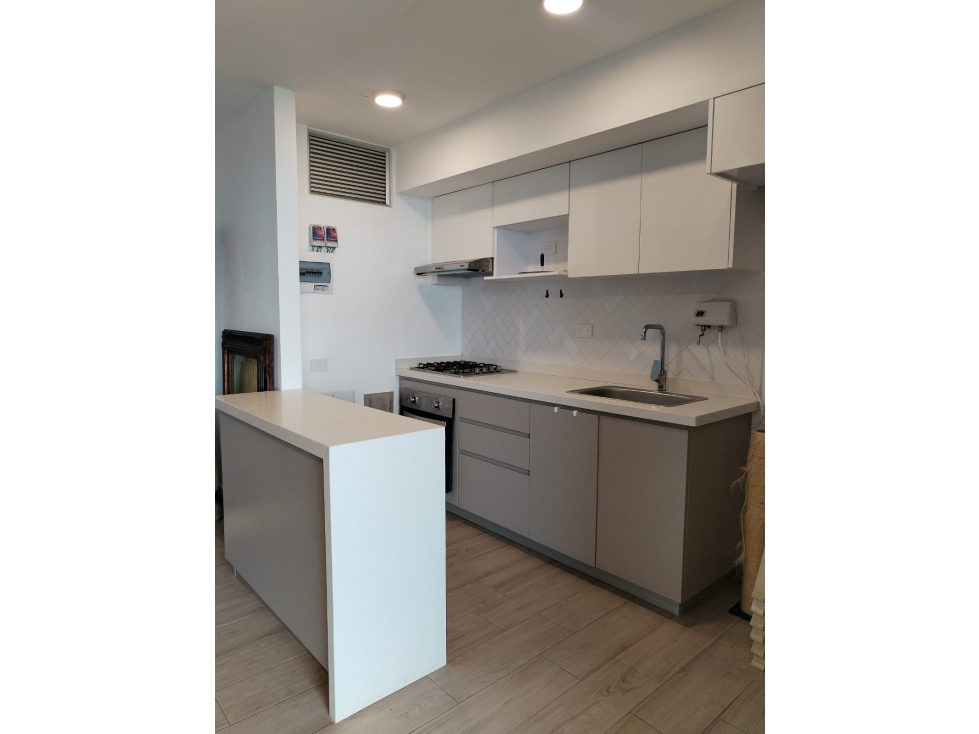 VENTA DE APARTAMENTO EN ALTOS DE LOS ROSALES — foto 3