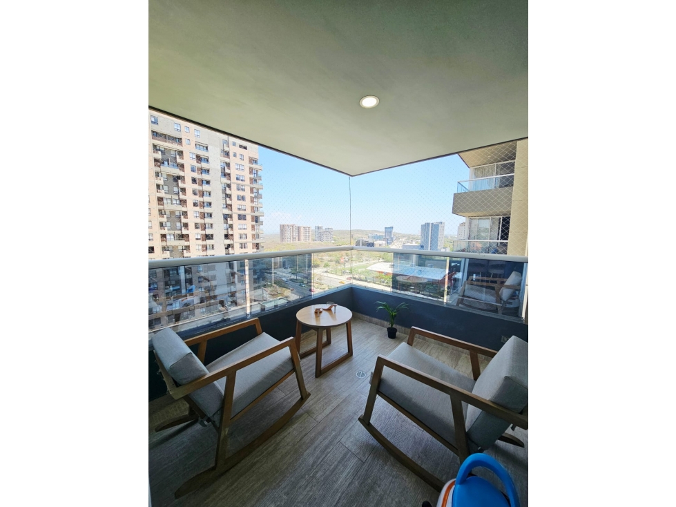 VENTA DE APARTAMENTO EN LA CASTELLANA — foto 3