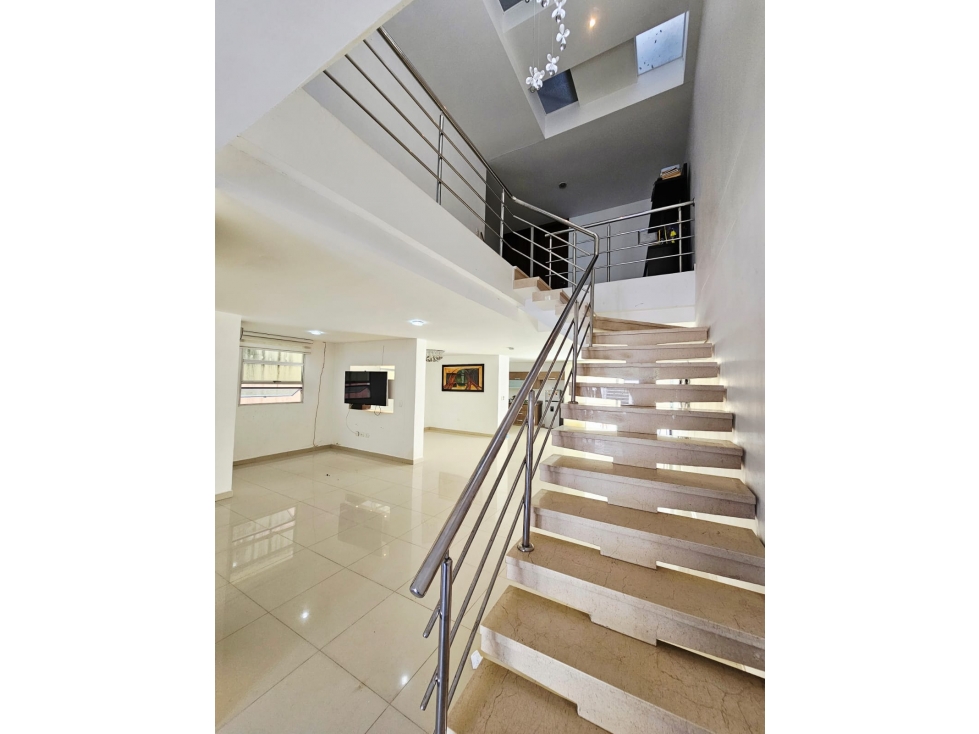VENTA DE CASA EN SANTA MONICA — foto 4