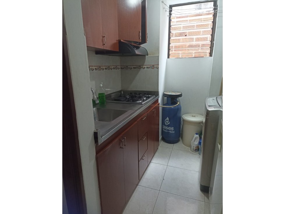 SE VENDE APARTAMENTO EN LA AMERICA — foto 2