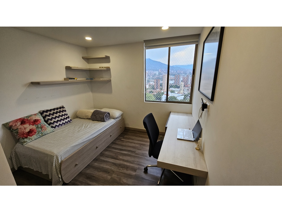 SE VENDE APTO EN SABANETA