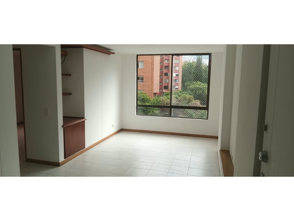 SE VENDE APARTAMENTO EN BELEN