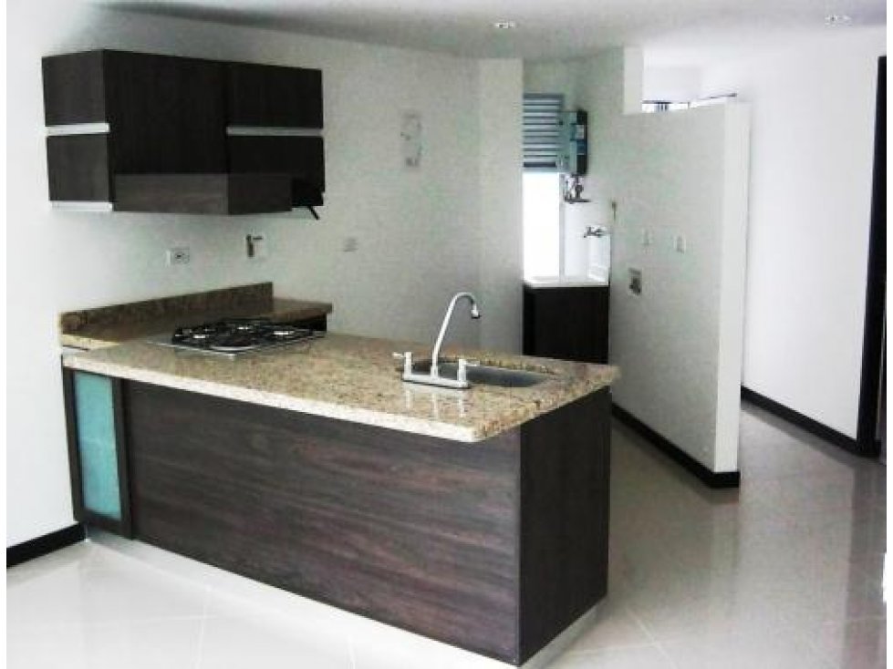 APARTAMENTO EN ARRIENDO EN CALAZANS