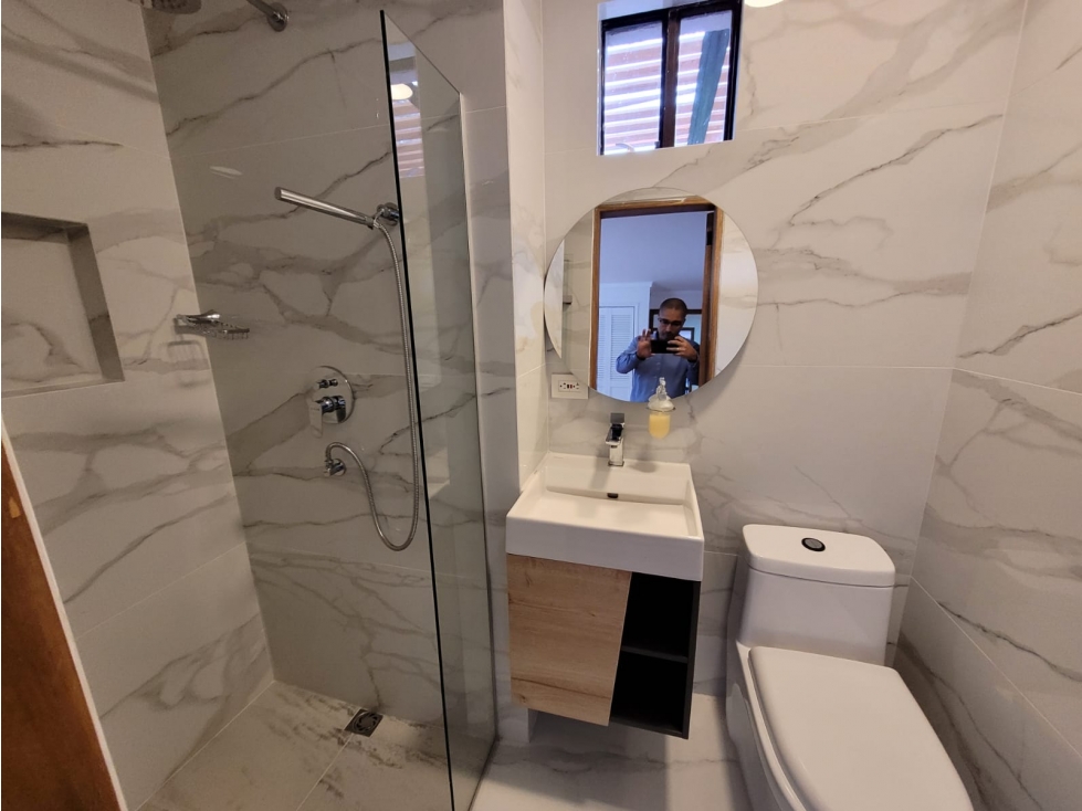 SE ARRIENDA APARTAMENTO EN EL POBLADO — foto 4