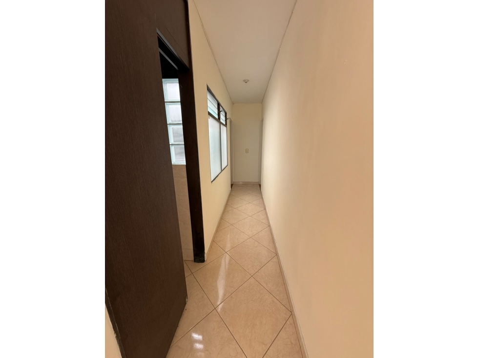 SE ARRIENDA APARTAMENTO EN BELLO CABAÑAS — foto 2