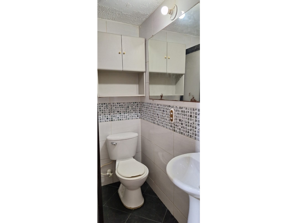 SE VENDE APARTAMENTO EN LA PLACITA DE FLORES — foto 3