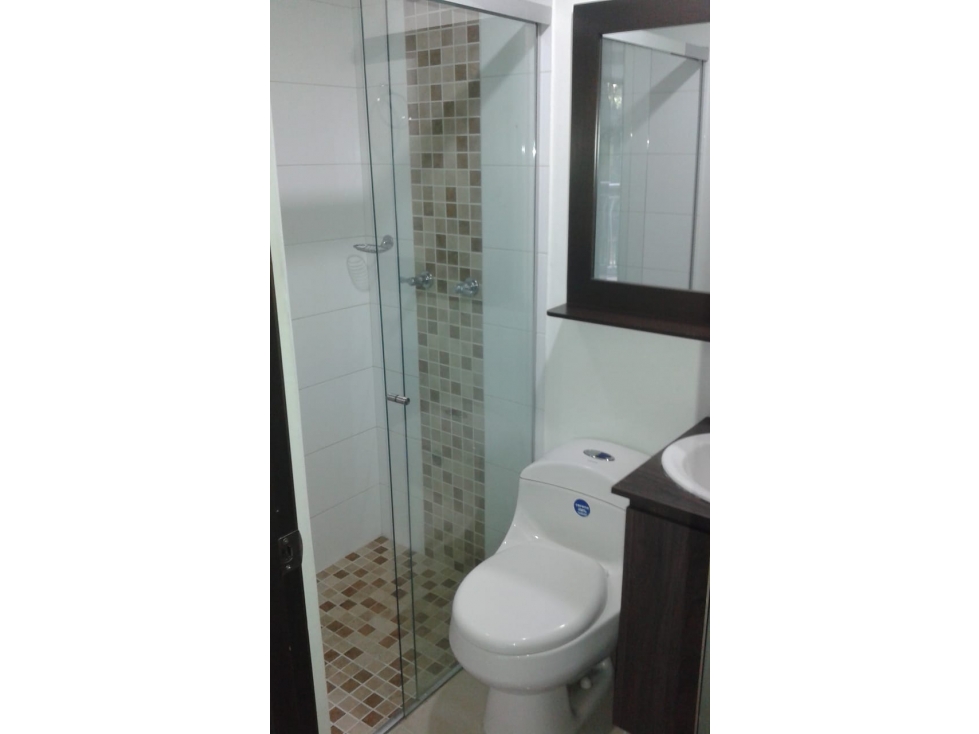 APARTAMENTO EN ARRIENDO EN CALAZANS — foto 6