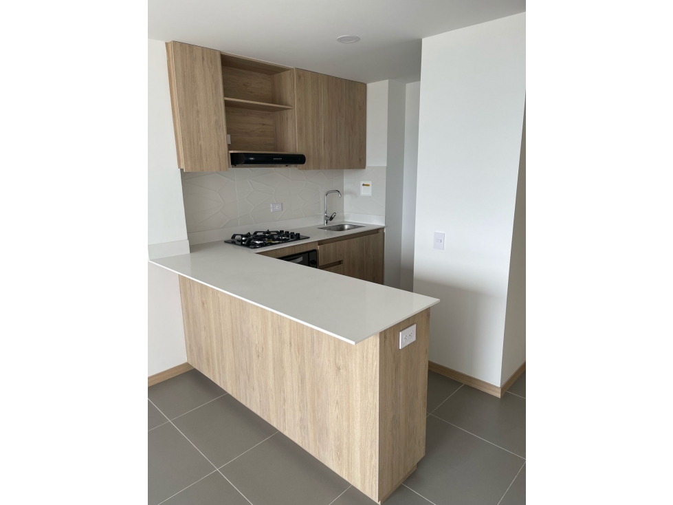 SE VENDE APARTAESTUDIO EN NUEVO POBLADO — foto 4