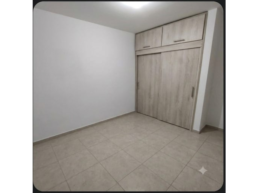 PRIMER PISO PARA LA VENTA ITAGUI SAN PIO - 4
