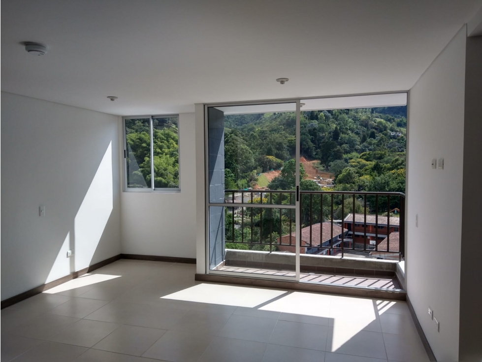 SE VENDE APARTAMENTO EN LA ESTRELLA