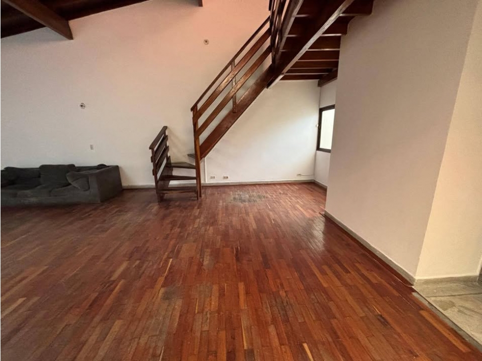 SE ARRIENDA CASA SEGUNDO PISO VELODROMO — foto 2
