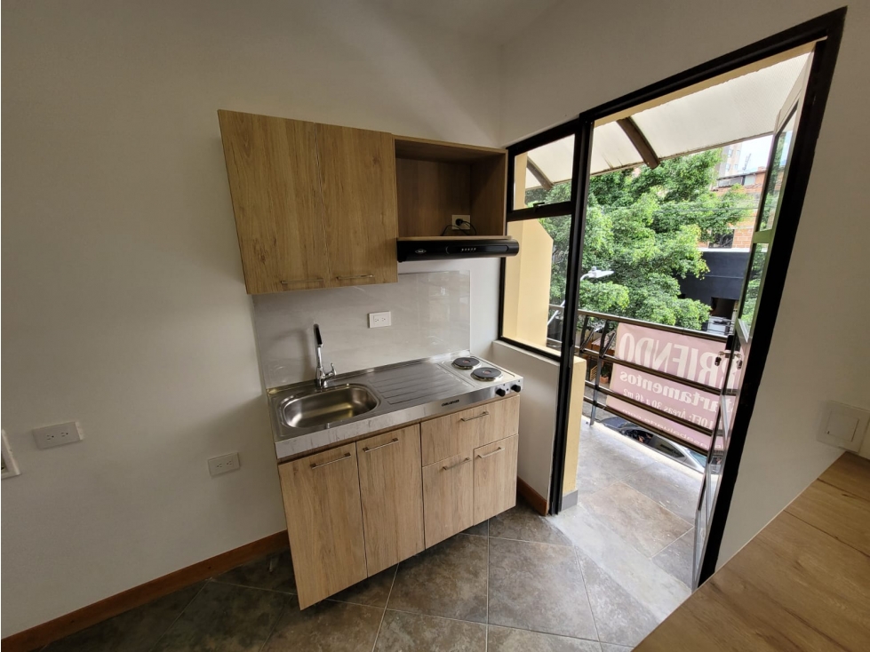 SE ARRIENDA APARTAESTUDIO EN LAURELES