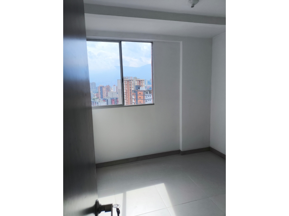 SE ARRIENDA APARTAMENTO EN SABANETA — foto 6