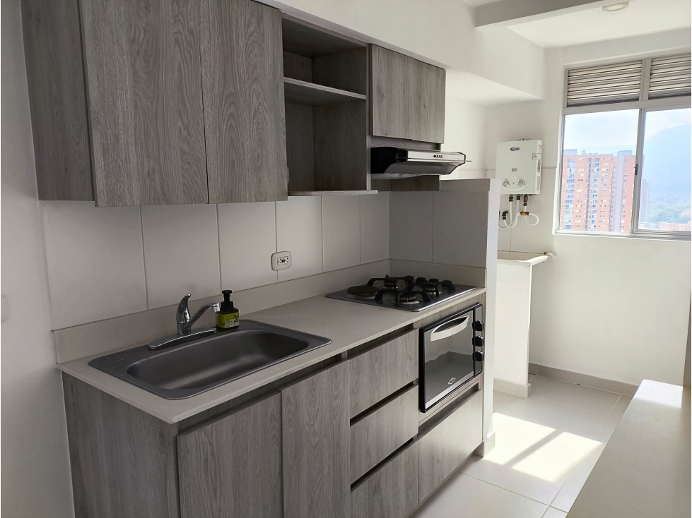 SE ARRIENDA APARTAMENTO EN SABANETA — foto 3