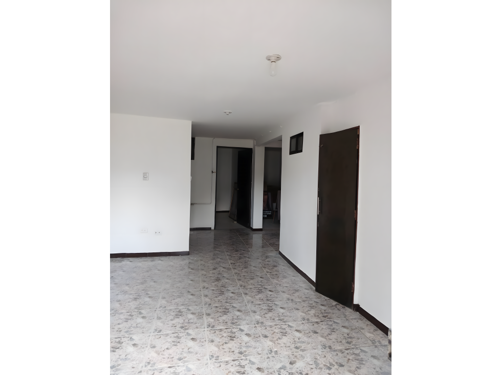 LOCAL COMERCIAL PARA LA VENTA EN ITAGUI
