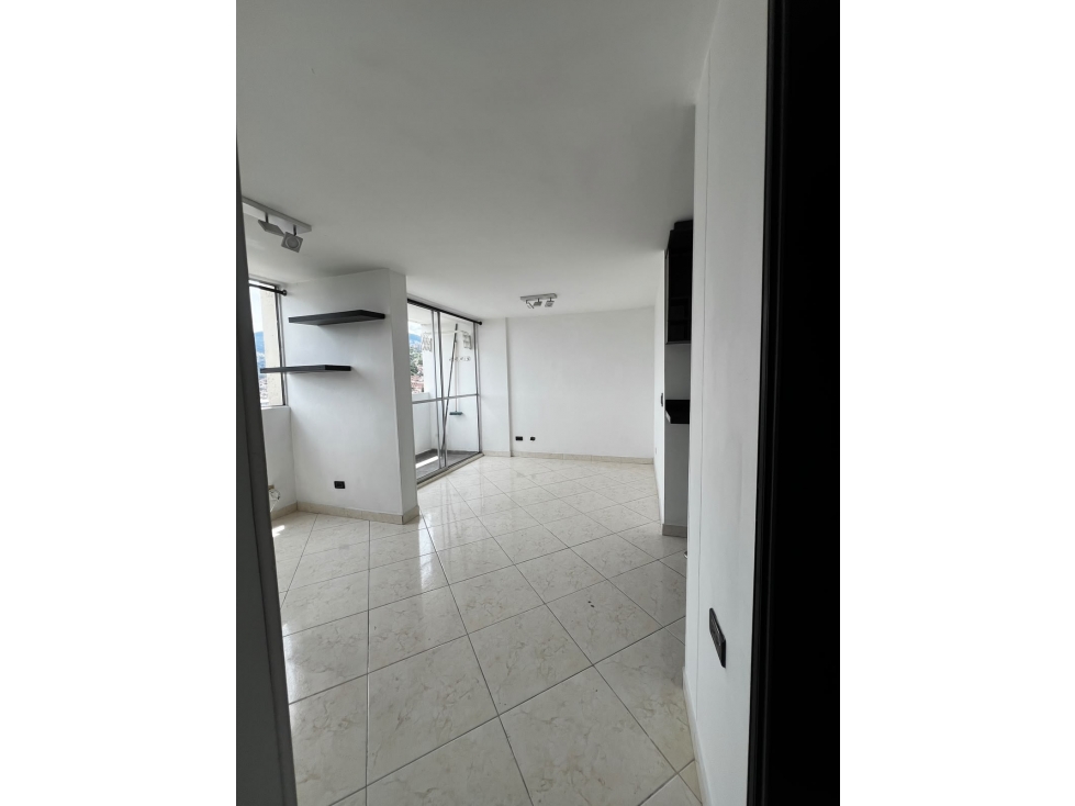 SE ARRIENDA APARTAMENTO EN ROBLEDO