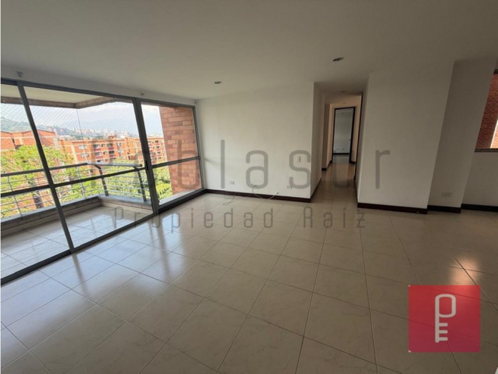 Apartamento en Arriendo Loma del Escobero Envigado