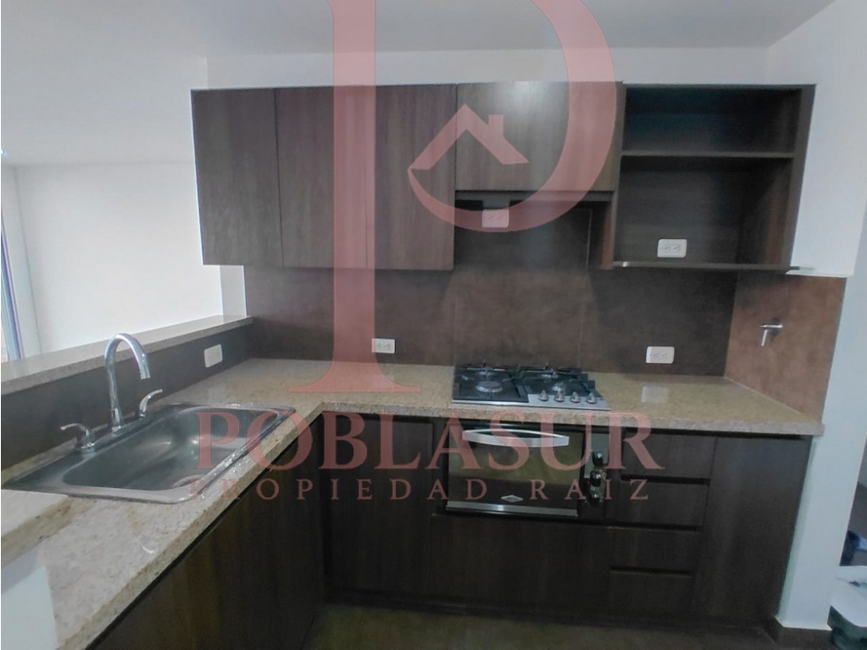 Apartamento en Arriendo Loma del Esmeraldal Envigado — foto 2