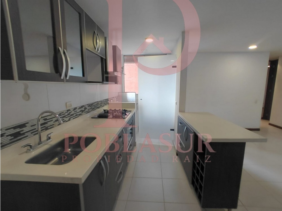 Apartamento en Arriendo Loma del Esmeraldal Envigado — foto 6