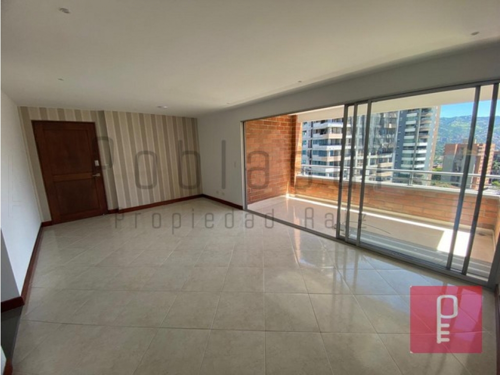 Apartamento en Arriendo Castropol Medellin — foto 2