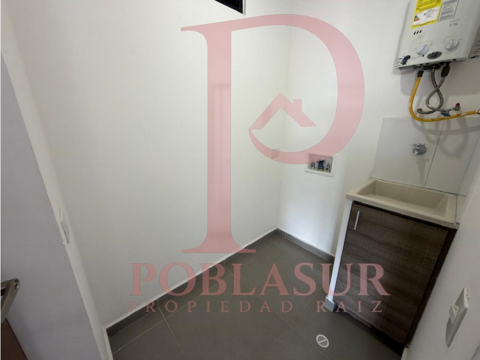 Apartamento en Arriendo Loma del Escobero Envigado — foto 4