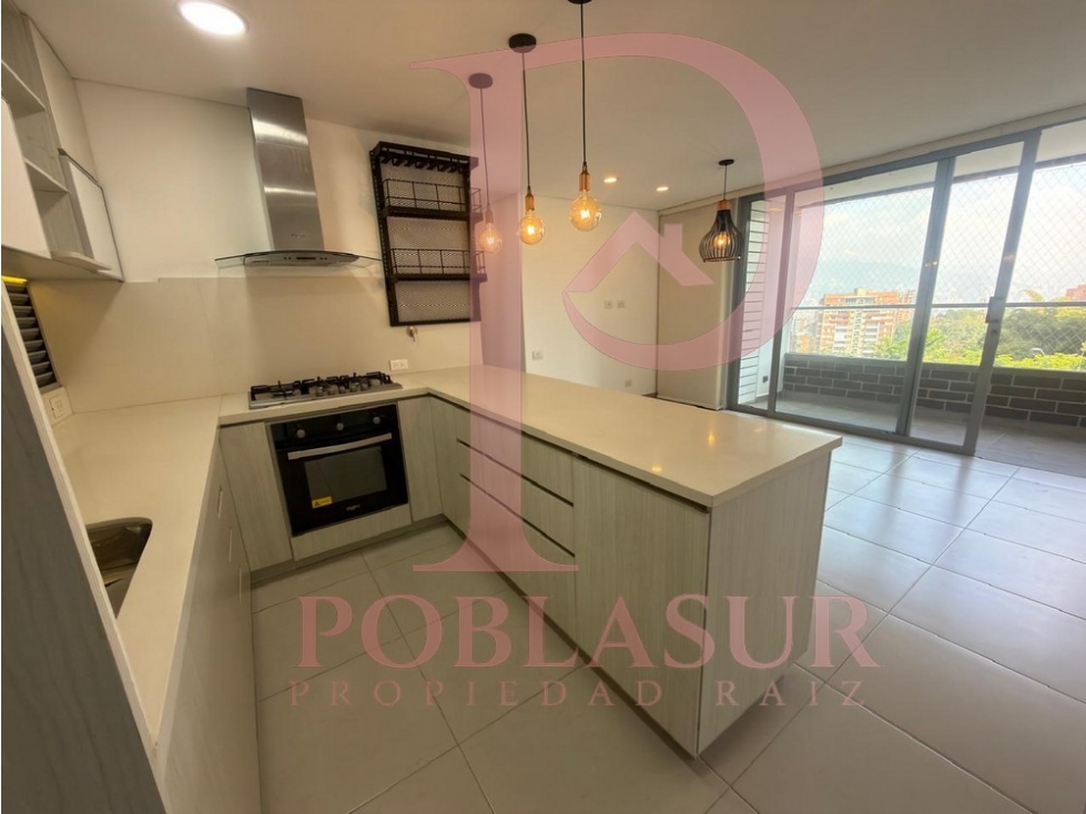Apartamento en Arriendo Loma del Chocho Envigado — foto 2