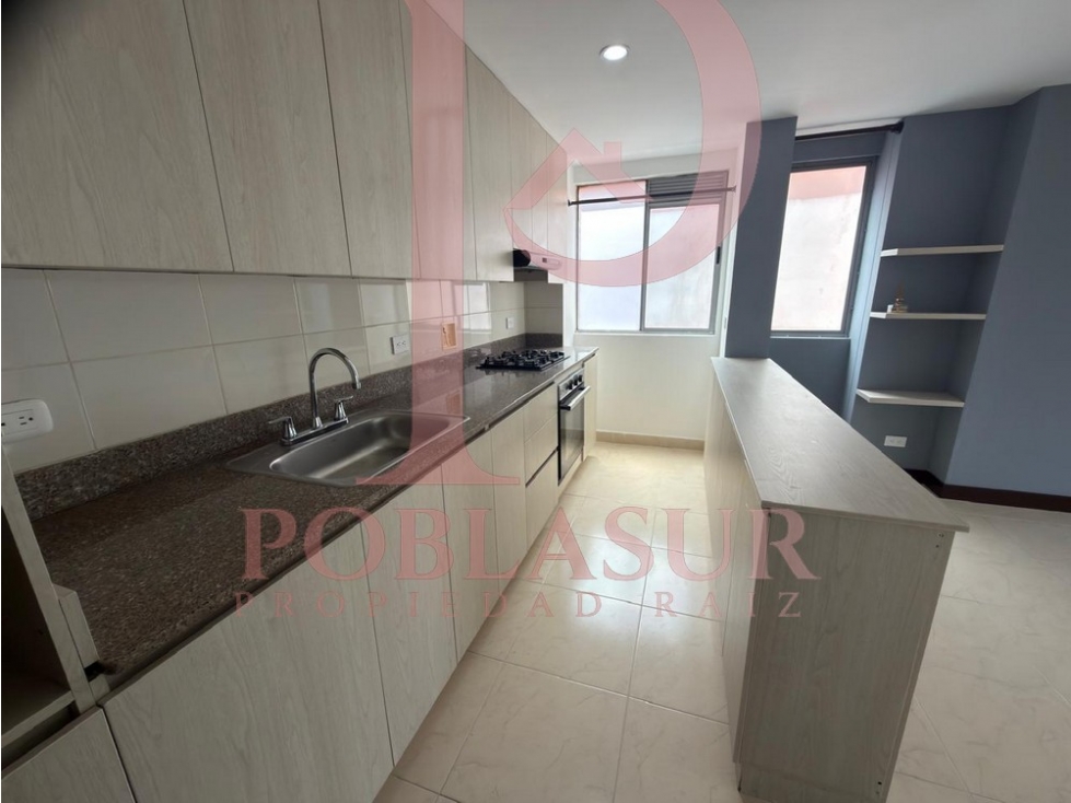 Apartamento en Arriendo Loma del Escobero Envigado — foto 2