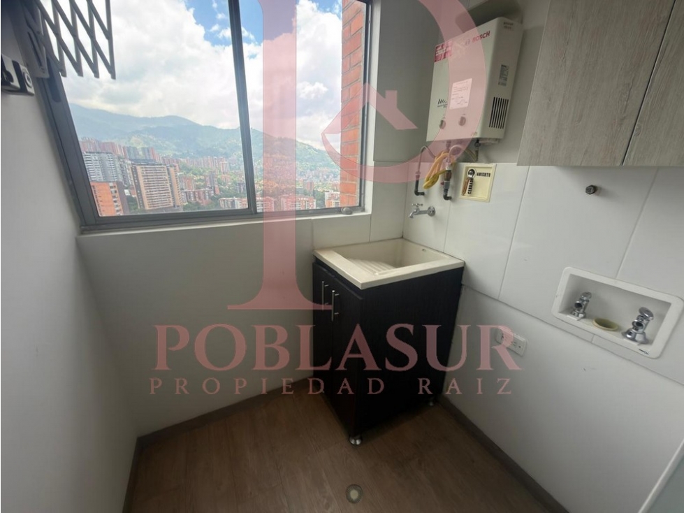 Apartamento en Arriendo Loma del Esmeraldal Envigado — foto 4