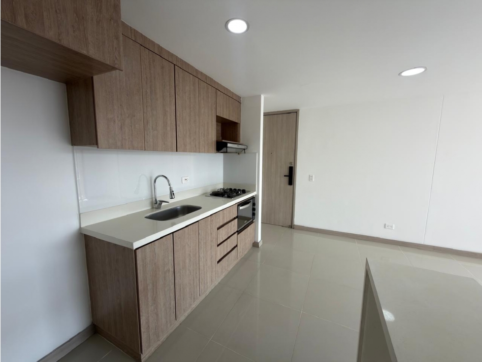 Apartamento en Arriendo El Carmelo Sabaneta — foto 2