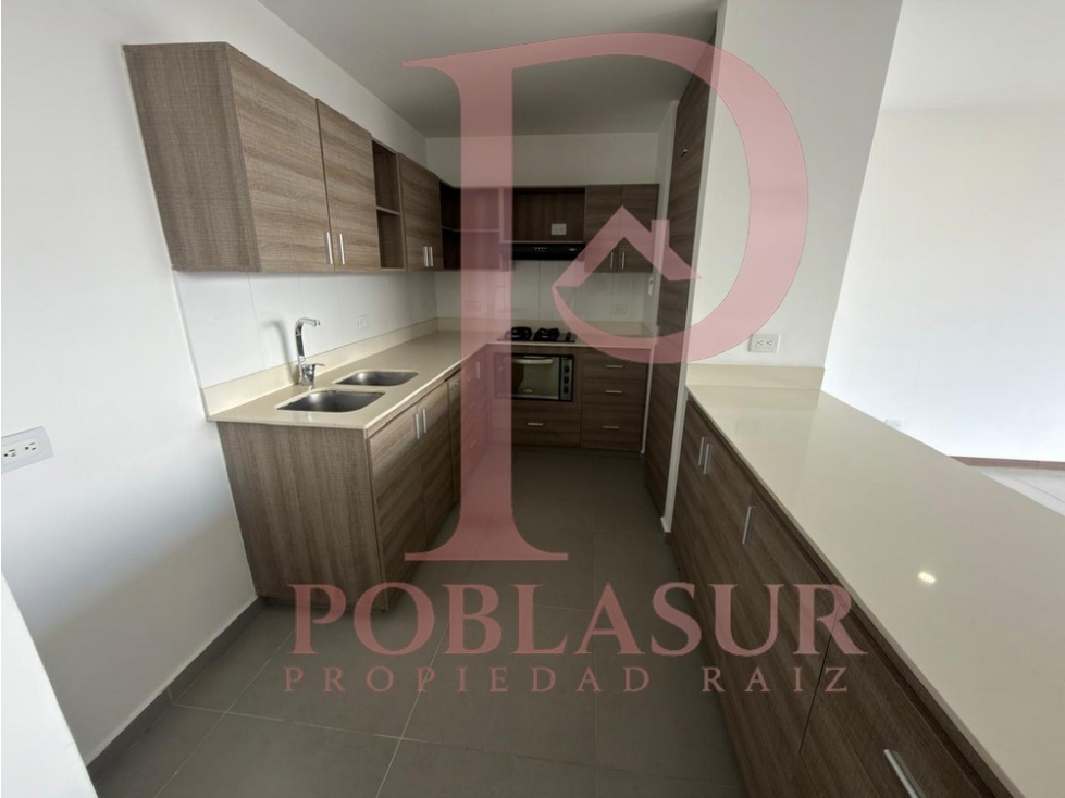 Apartamento en Arriendo Loma del Escobero Envigado — foto 2