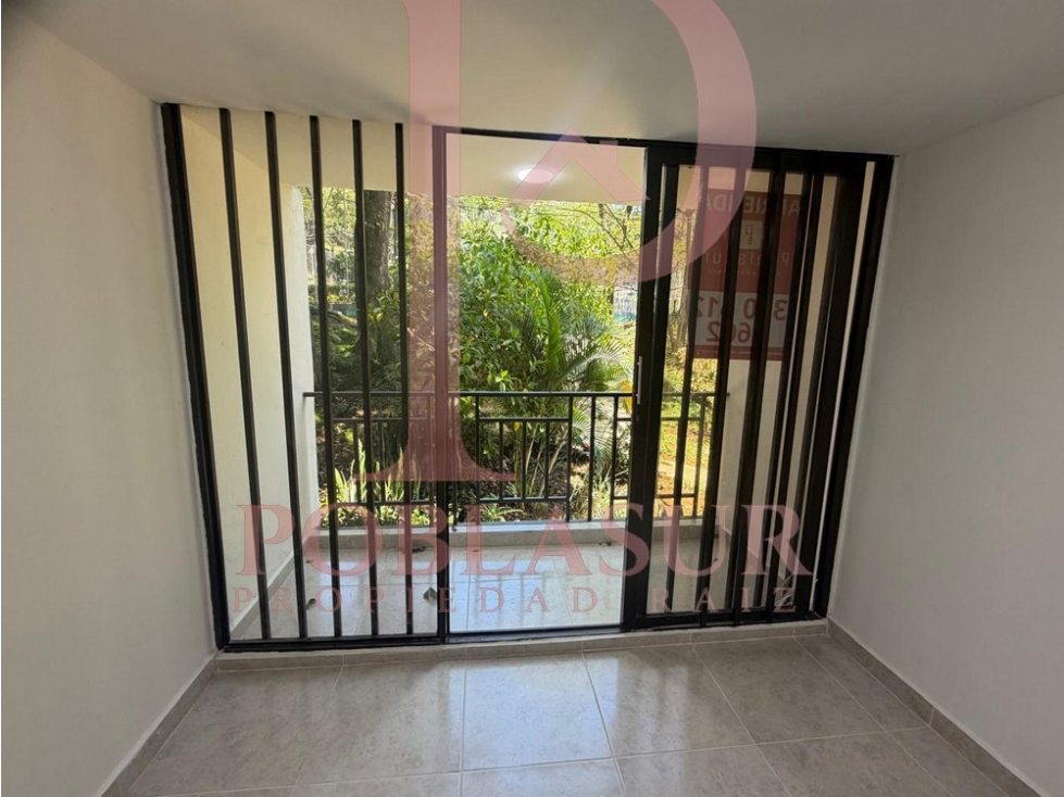 Apartamento en Arriendo Tricentenario Medellin — foto 3