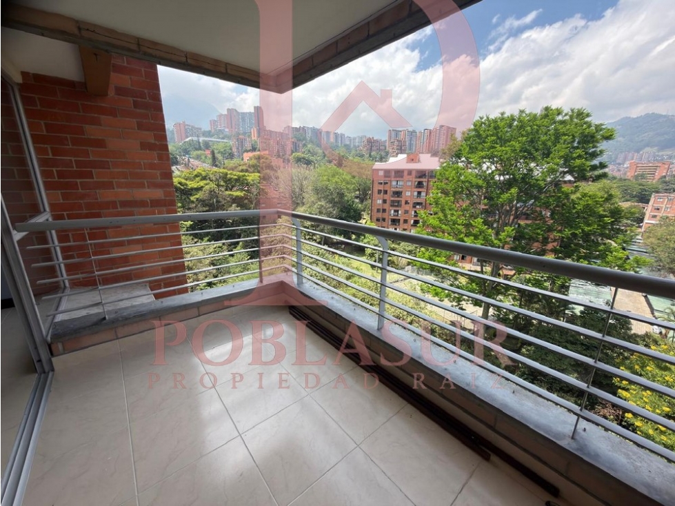 Apartamento en Arriendo Loma del Escobero Envigado — foto 3