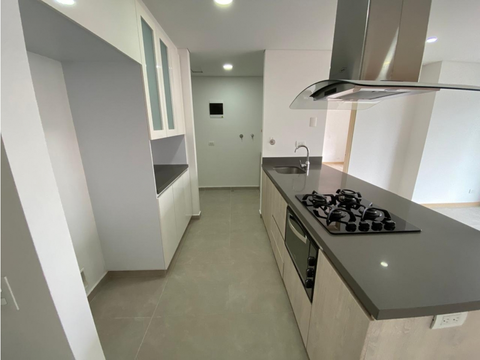 APARTAMENTO EN VENTA LOMA DE LAS BRUJAS ENVIGADO — foto 3