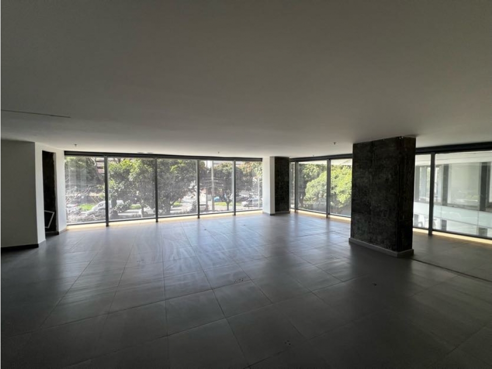 SE ARRIENDA LOCAL DUPLEX EN ENVIGADO AV LAS VEGAS — foto 2