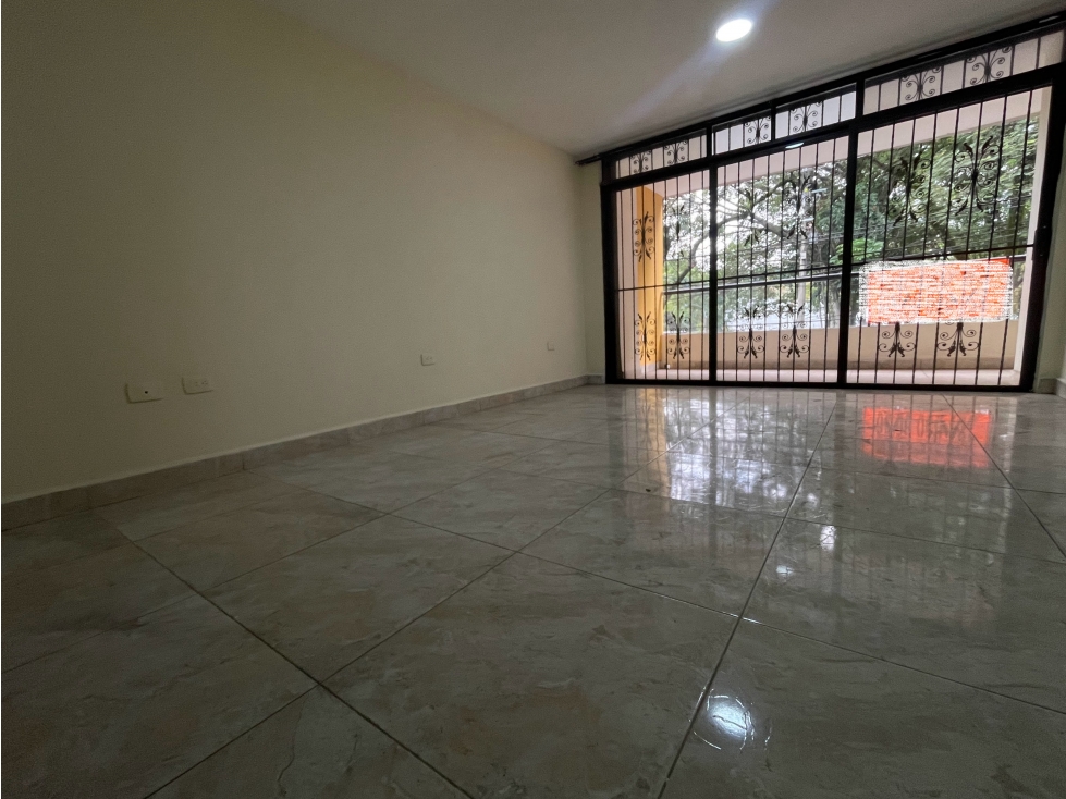 SE VENDE APARTAMENTO EN ITAGUI SECTOR SIMÓN BOLIVAR — foto 2