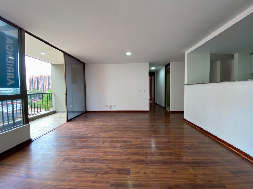 SE ARRIENDA APARTAMENTO EN ENVIGADO, SECTOR JARDINES 7P