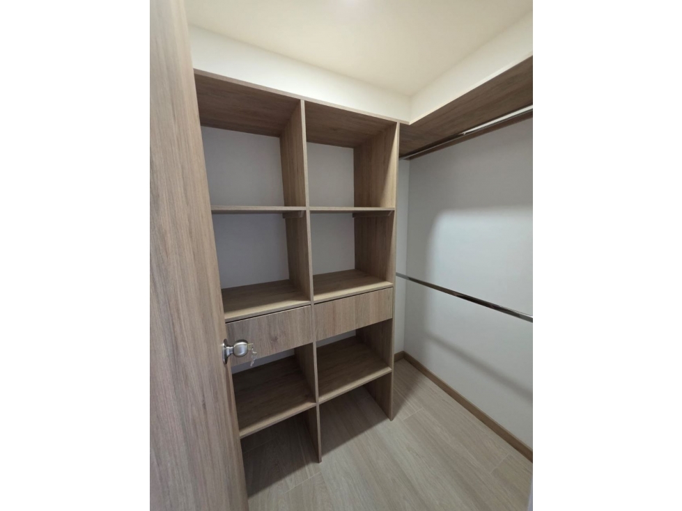 HERMOSO APARTAMENTO EN VENTA, ENVIGADO CAMINO VERDE P12 — foto 5