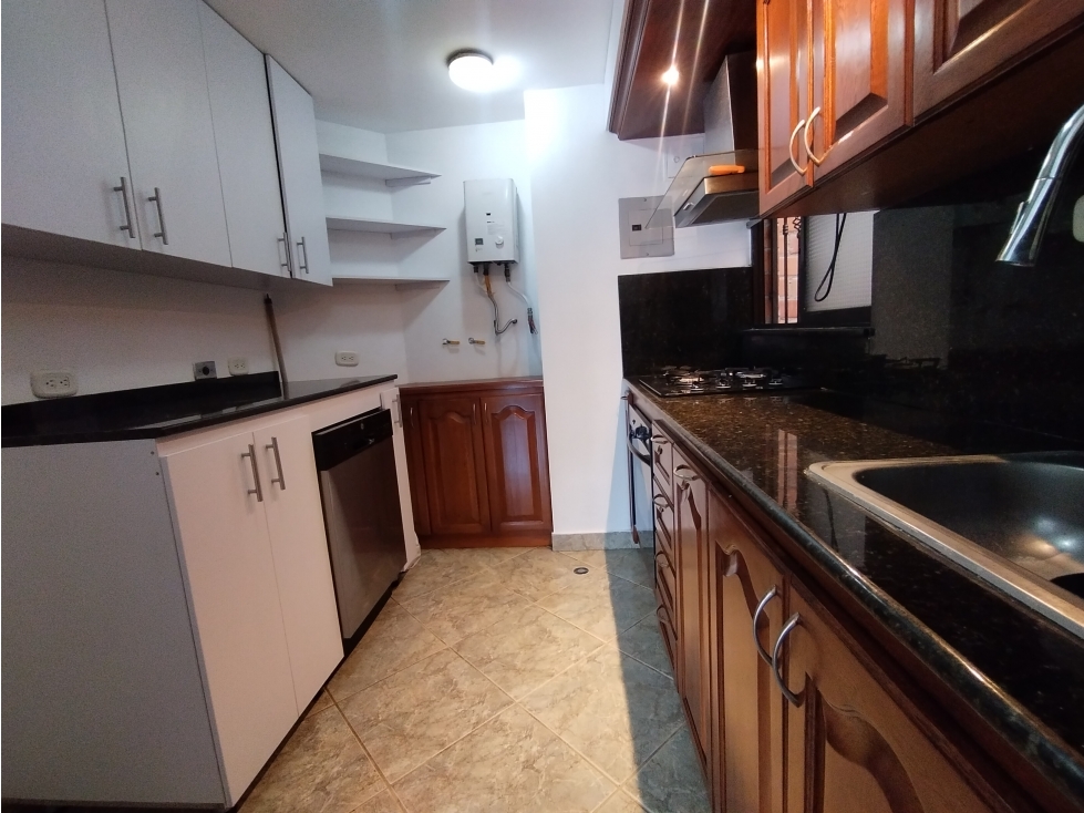 SE VENDE APARTAMENTO DUPLEX EN ENVIGADO SECTOR EL TRIANON — foto 5
