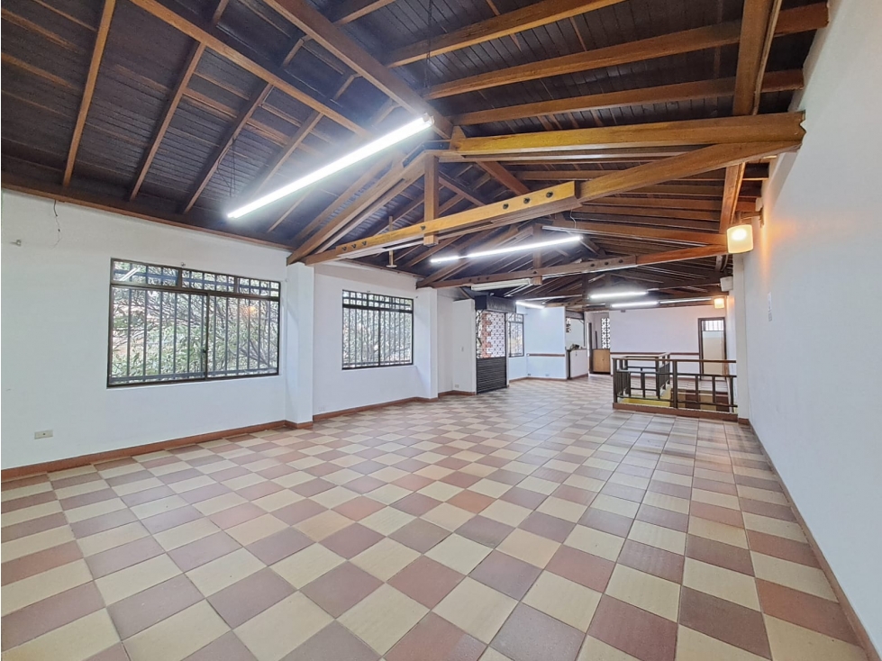 LOCAL EN VENTA ENVIGADO SECTOR CENTRO P2 - 6