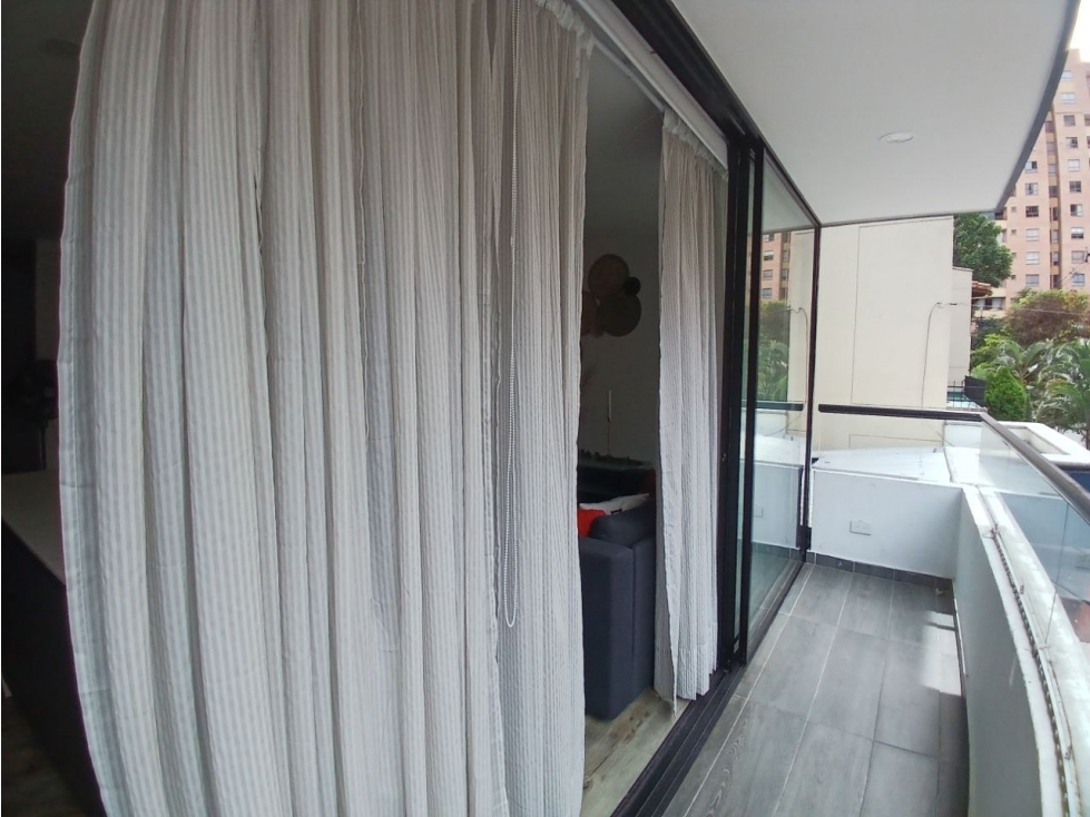 APARTAESTUDIO EN VENTA, MEDELLÍN SECTOR CONQUISTADORES — foto 3