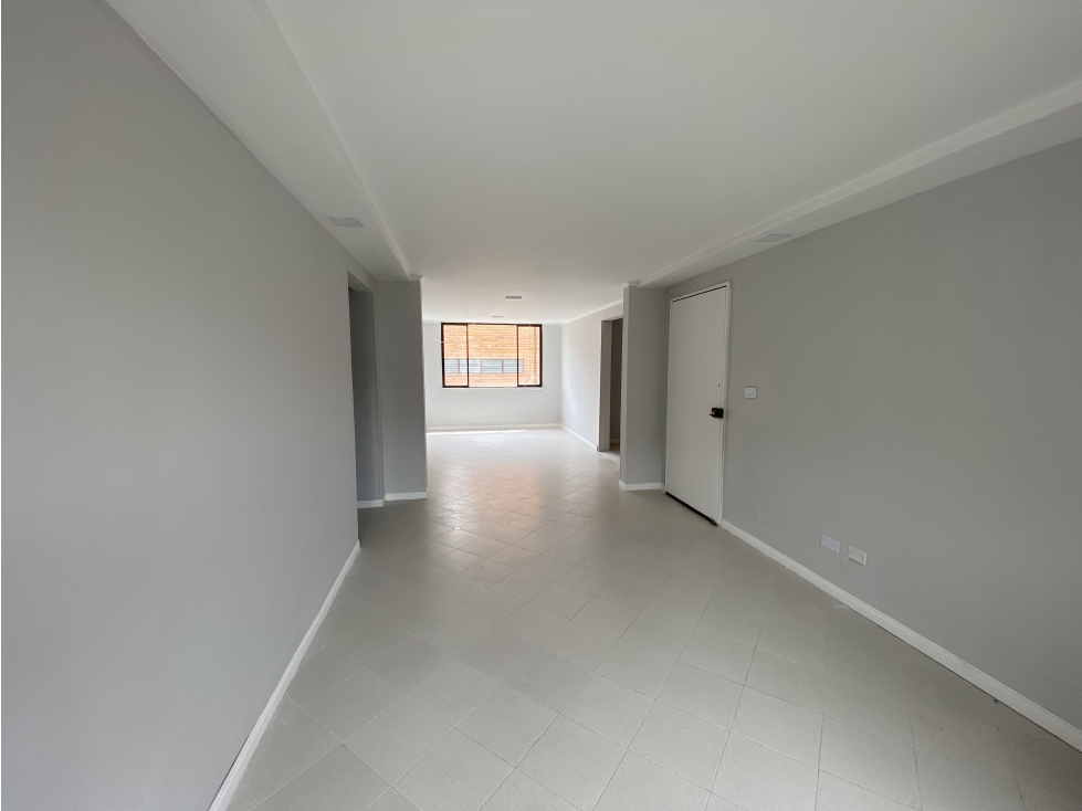 SE VENDE APARTAMENTO EN MEDELLIN SECTOR CONQUISTADORES — foto 2