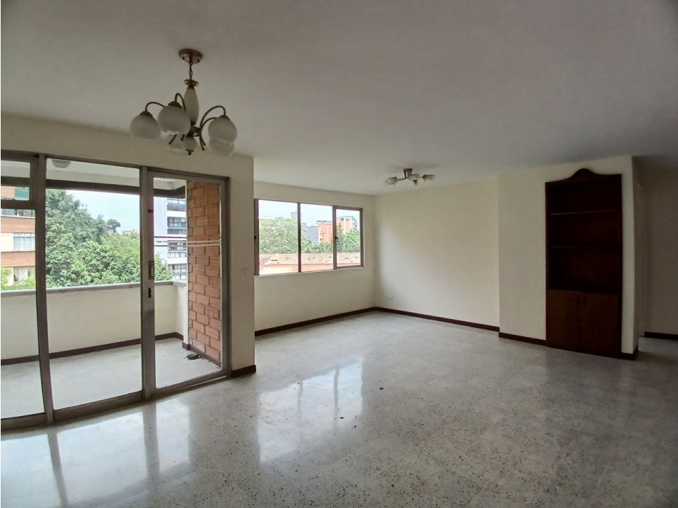 APARTAMENTO EN VENTA EN MEDELLÍN, LOS CONQUISTADORES P7