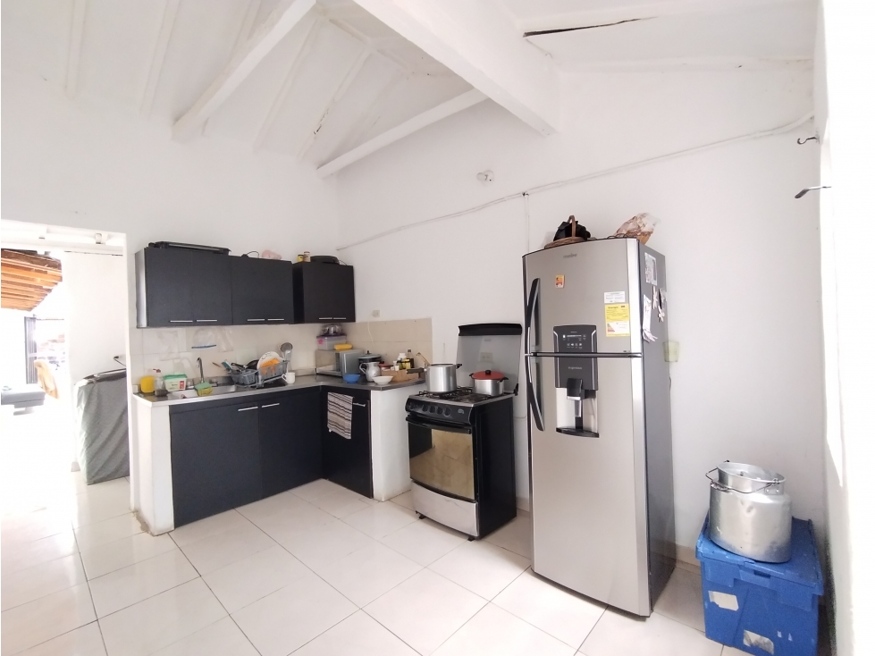 CASA LOTE EN VENTA, ITAGÜÍ, SAN JOSÉ - 4