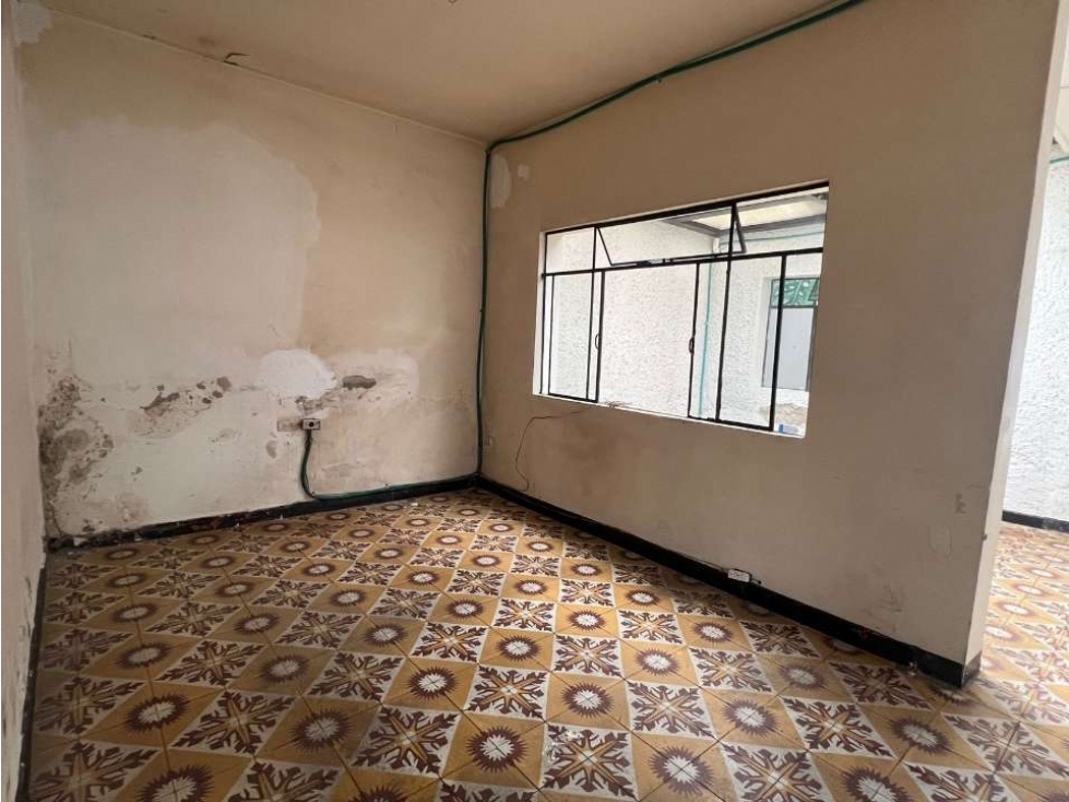 SE VENDE CASA PARA REMODELAR EN ENVIGADO SECTOR SAN MARCOS — foto 5