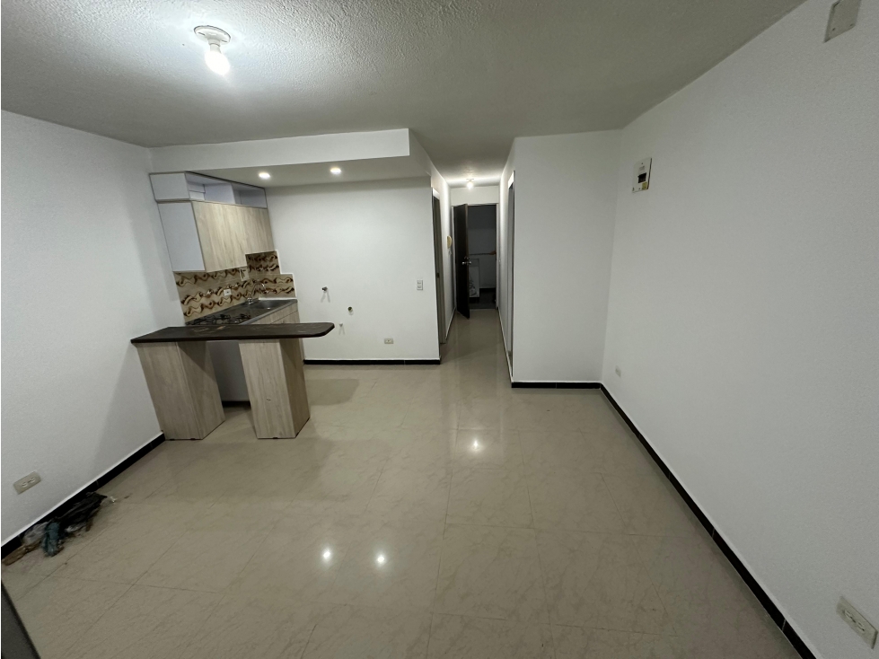 CESIÓN DE APARTAESTUDIO EN ARRIENDO EN SAN JOSÉ LA ESTATUA P2
