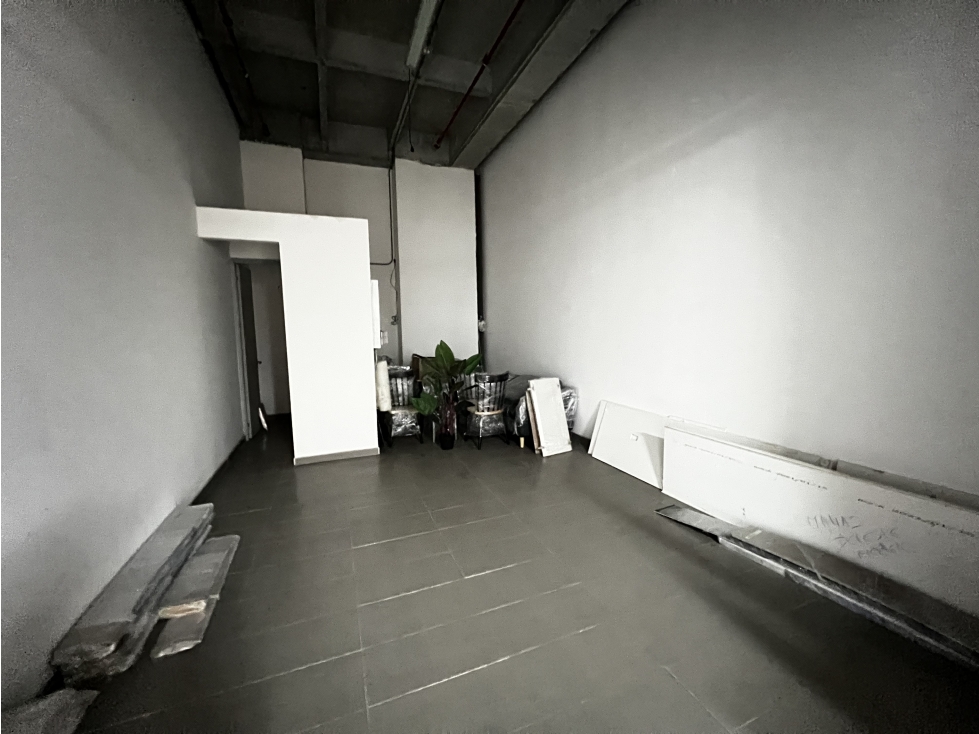 LOCAL EN ARRIENDO EN ENVIGADO - AV LAS VEGAS - 3