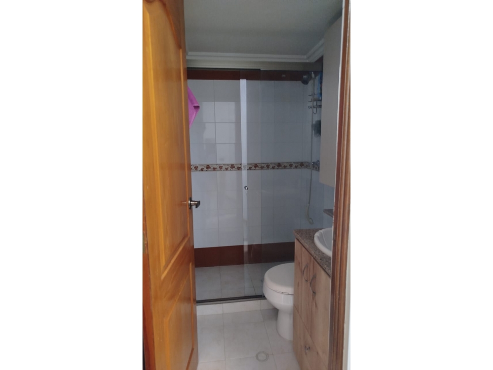CASA DE DOS NIVELES EN ARRIENDO EN ENVIGADO, CAMINO VERDE — foto 3