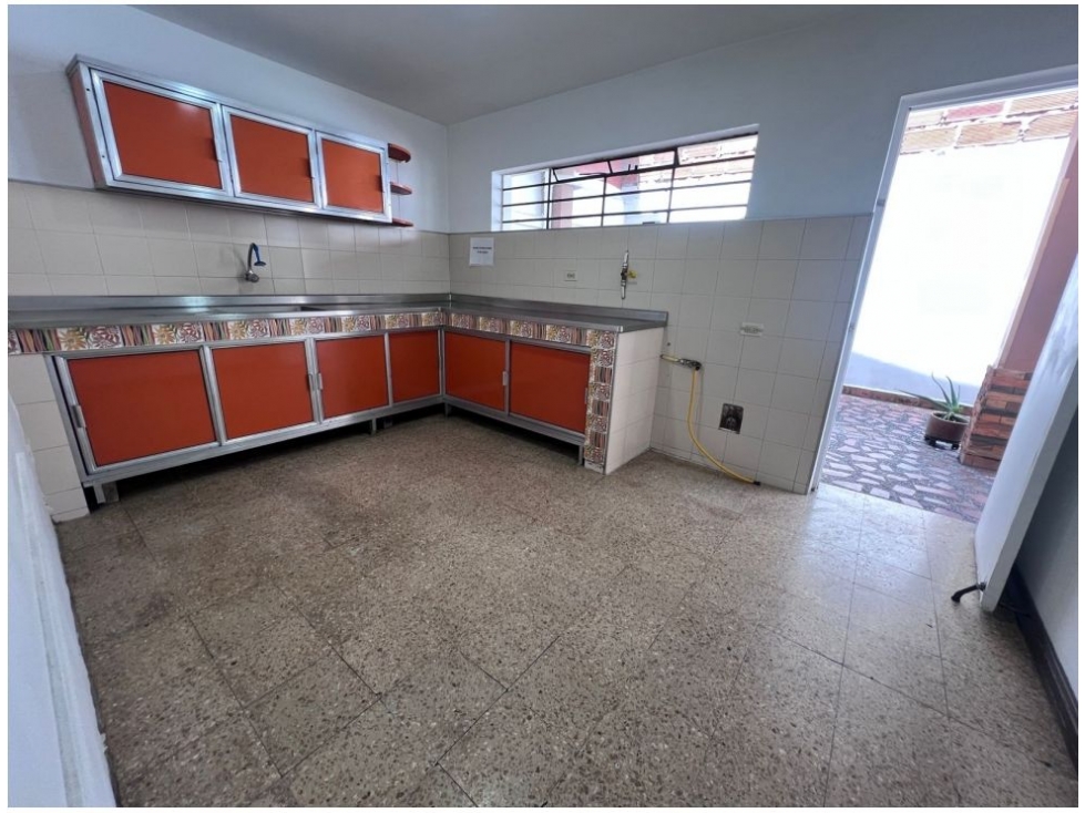 CASA EN VENTA SECTOR EL DORADO, ENVIGADO P1 — foto 3