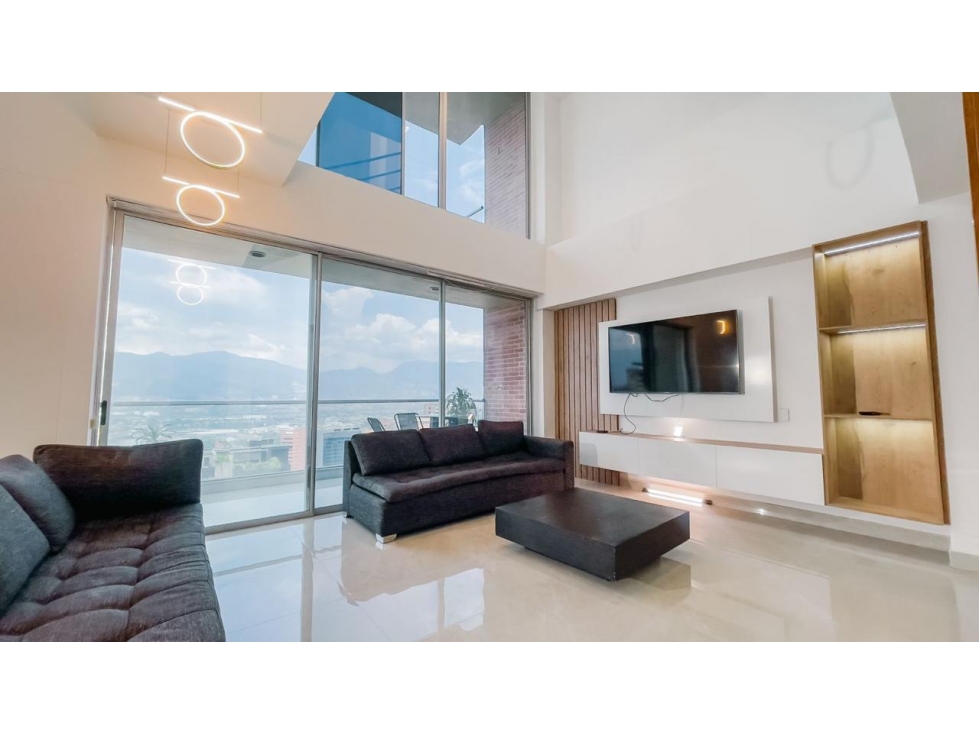 EXCLUSIVO PENTHOUSE AMOBLADO EN ARRIENDO, EL POBLADO — foto 5
