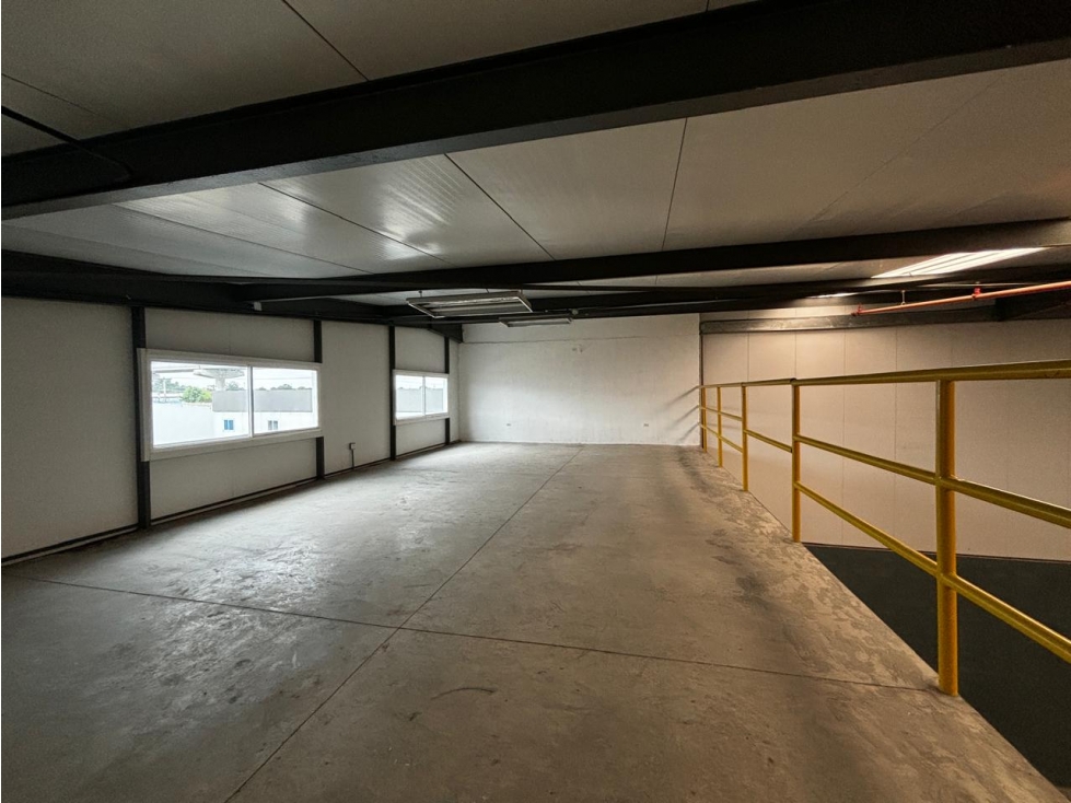 GALERA EN VENTA O ALQUILER CENTRO LOGISTICO TOCUMEN — foto 6
